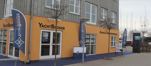 Her finder du Aarhus Speedbådsskole.